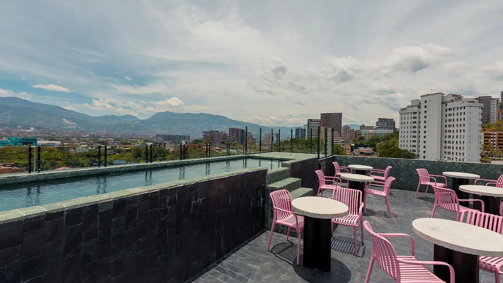Hotel Zelva Poblado Medellín